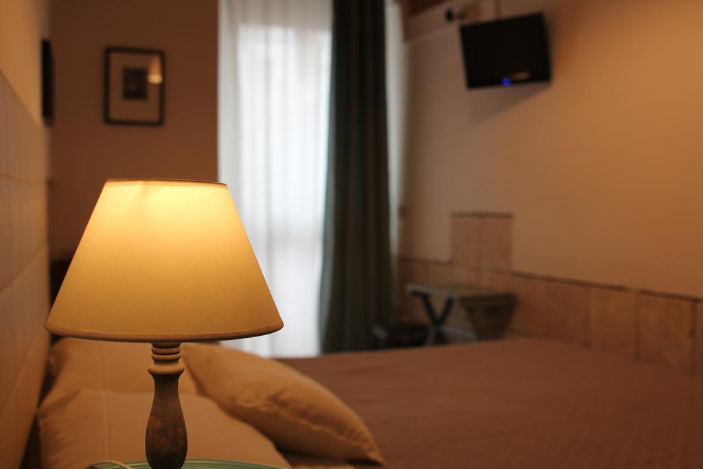 Bed & Tower Bed and Breakfast Pisa Exteriör bild
