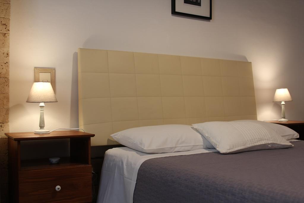 Bed & Tower Bed and Breakfast Pisa Exteriör bild
